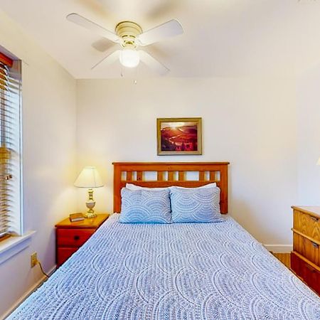 Campground Apts Lake Junaluska Quarto foto